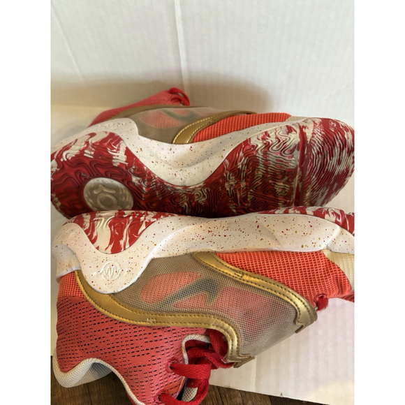 Nike KD Trey 5 X University Red Metallic Gold 2023 - DD9538-600 Men’s 11 EUR 45